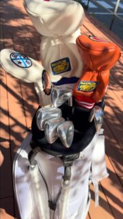 yellow lobster
アイアンカバー再入荷👍

#daikanyamagolfclub #代官山ゴルフ倶楽部 
#ヘッドカバー #キャディバッグ #ゴルフ