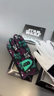 STARWARSグローブ、サイズ22〜25cmまでの展開です
#代官山ゴルフ倶楽部 #starwars #labgolf正規販売店 #ヘッドカバー #ギャディバッグ