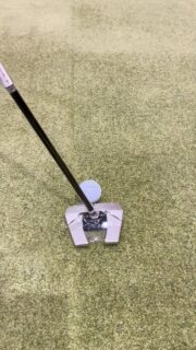 スコッティキャメロンもロートルクパターの覇権争いに参戦！！
#キャディバッグ #代官山ゴルフ倶楽部 #ヘッドカバー #スコッティキャメロン #labgolf正規販売店