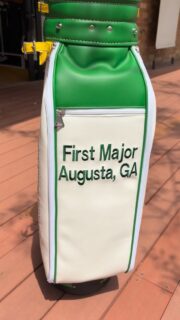 BELDING
限定マスターズグリーン😊
日本入荷は数本でしたのでお早めに

#daikanyamagolfclub #代官山ゴルフ倶楽部 
#ゴルフバッグ #キャディバッグ #ヘッドカバー