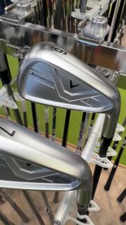 極上の打感とやさしさにこだわったキャロウェイNEWアイアン
#キャロウェイ #labgolf正規販売店 #代官山ゴルフ倶楽部 #ヘッドカバー #キャディバッグ