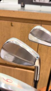 懐かしいクラブをリシャフトさせて頂きました♪

#シャフト交換 #代官山ゴルフ倶楽部 #labgolf正規販売店 #ヘッドカバー #キャディバッグ