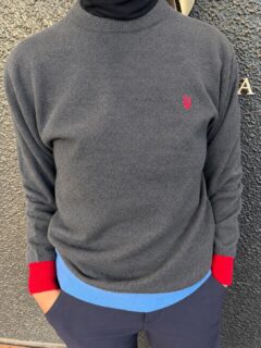 代官山オリジナル
カシミヤはレディースもございます

#代官山ゴルフ倶楽部 #ゴルフウェア #ヘッドカバー #キャディバッグ #ゴルフバッグ